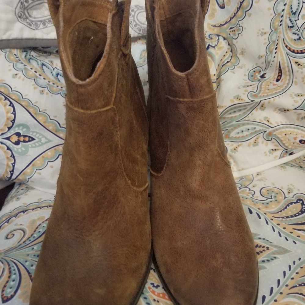 Clarks boots